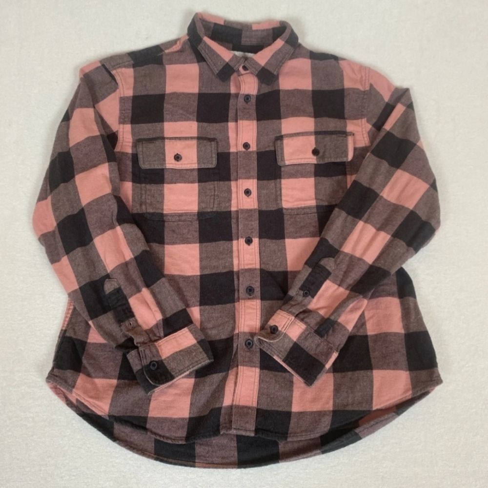 Old Navy Flannel Pink and Black Plaid Casual Button Down Shirt - Picture 7 of 7